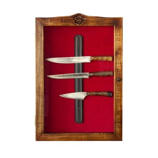 Expositor de parede rustico em madeira para coleção de facas