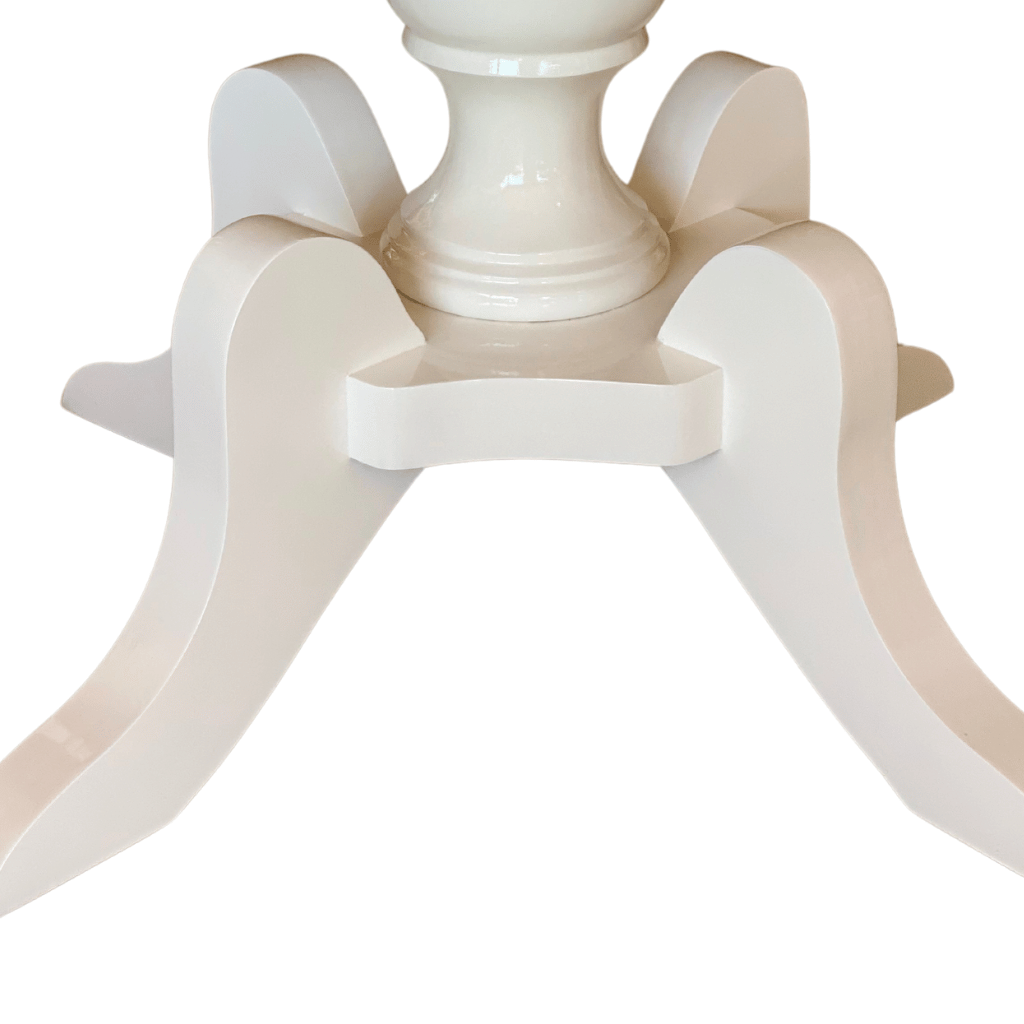 detalhe pe entalhado mesa redonda de jantar 4 lugares 3