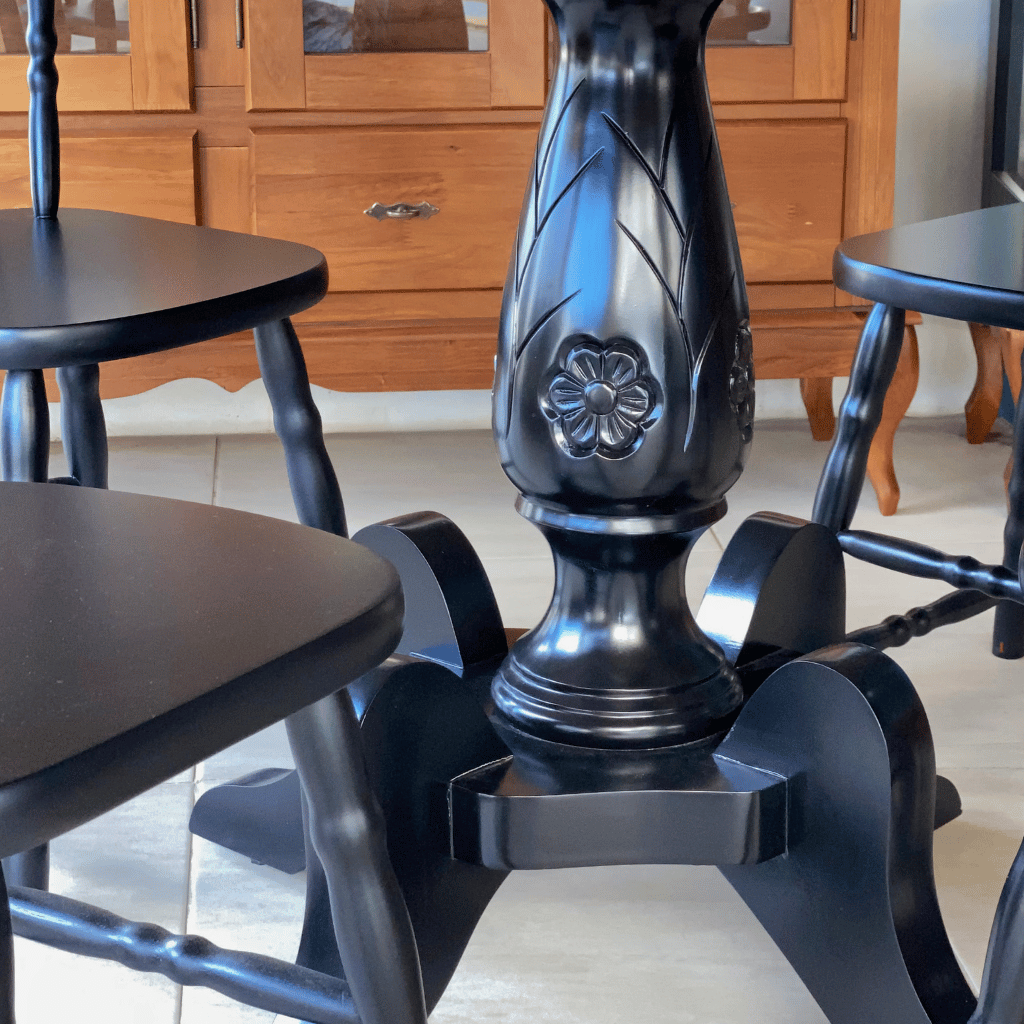 mesa de jantar redonda 6 pessoas madeira pe central 1