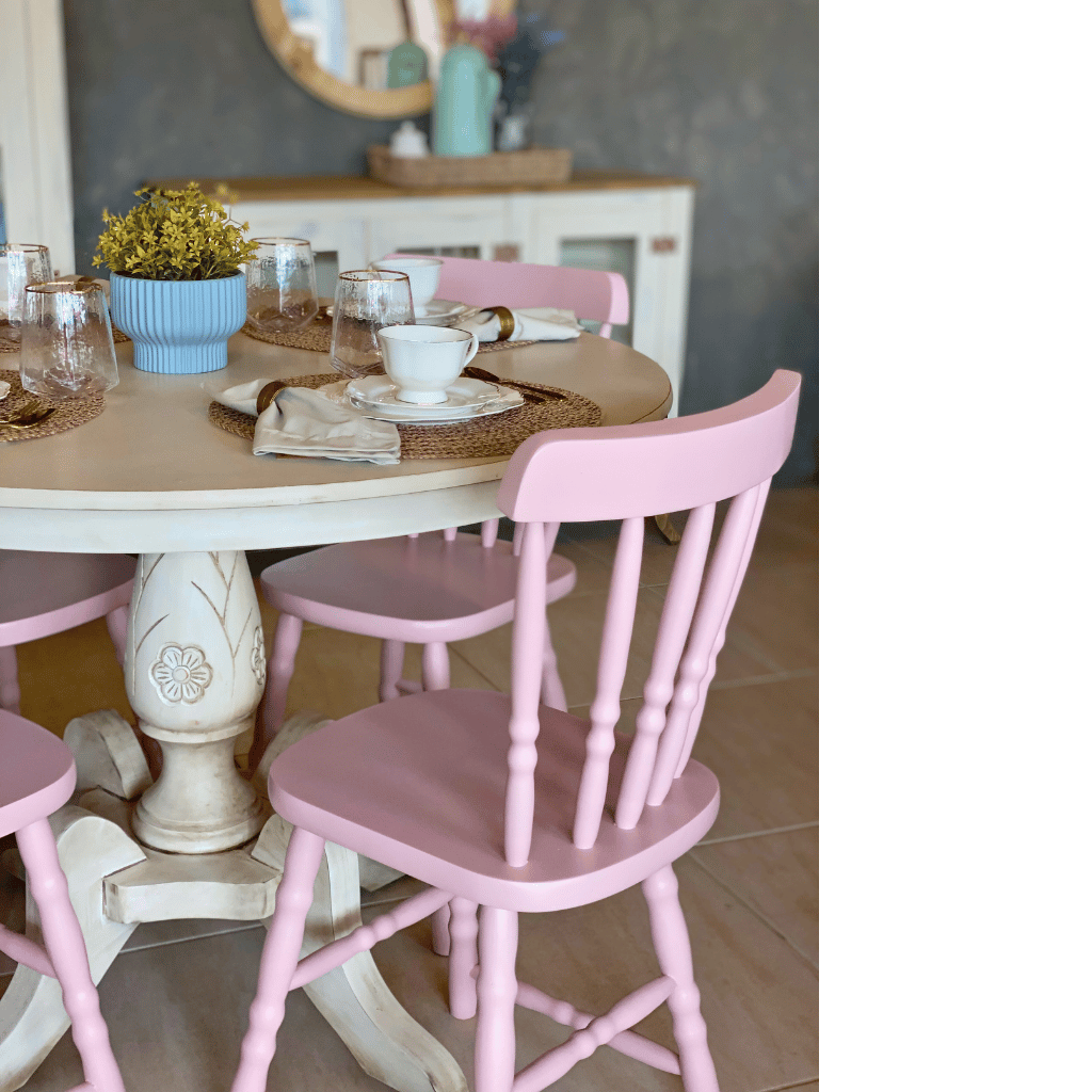 mesa redonda de jantar e cadeira colorida country rosa bebe 1