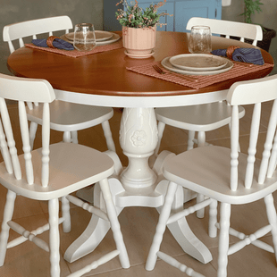 mesa classica redonda com pe central para 4 cadeiras capa